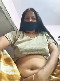 Love-pari77 webcam stripchat model stream image